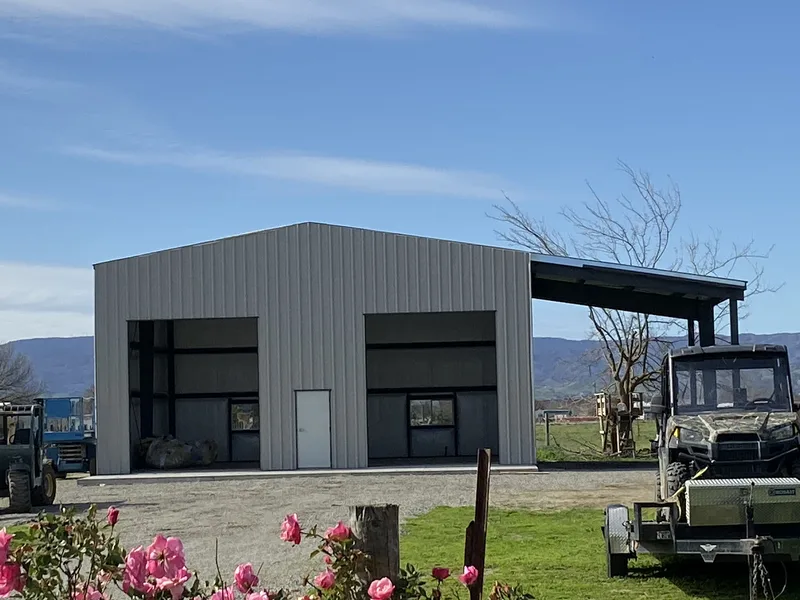 Steel building project H7Q4